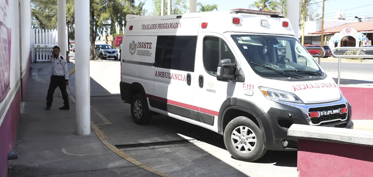 Cesan paro choferes de ambulancias del ISSSTE
