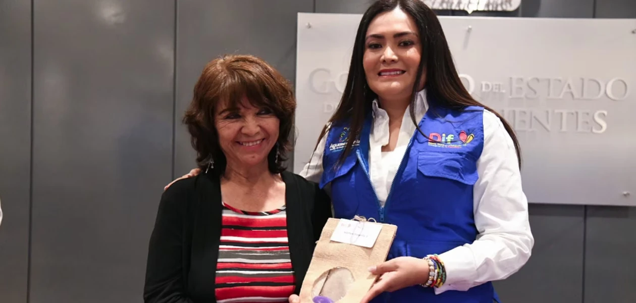 La señora Julia Flores recuperó su autoestima gracias al DIF Estatal