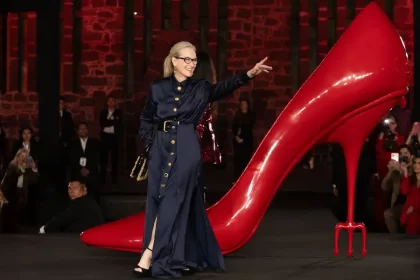 Meryl Streep le echa porras a Claudia Sheinbaum