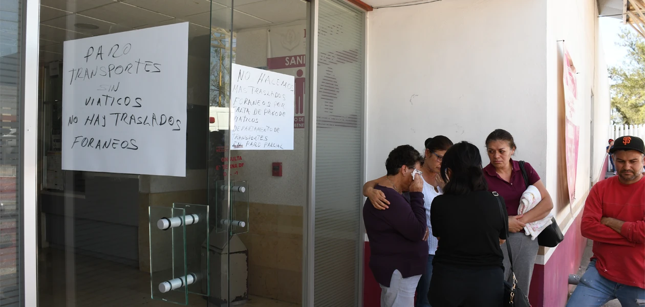 Paran ambulancias y suspenden traslados foráneos en el ISSSTE