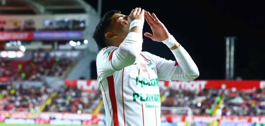 Rayados busca liguilla, derrota a Mazatlán