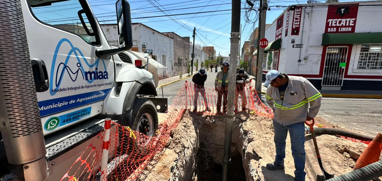 Refrenda Leo compromiso de mantener una feria limpia 1