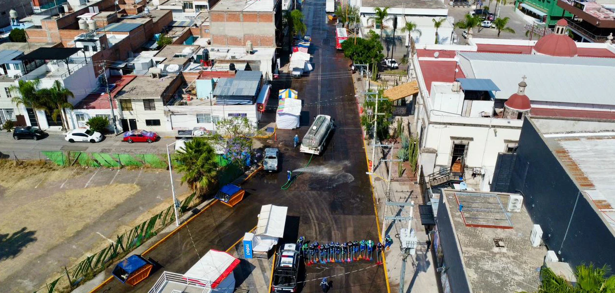 Refrenda Leo compromiso de mantener una feria limpia 2