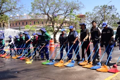 Refrenda Leo compromiso de mantener una feria limpia