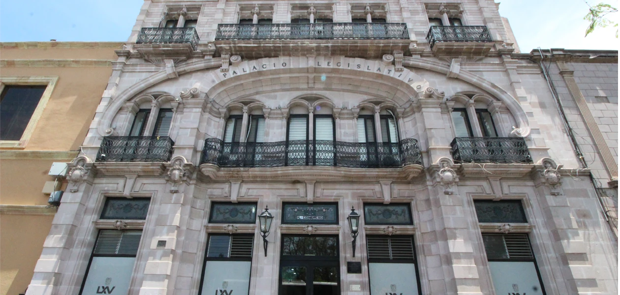 Se blinda Congreso local ante eventuales agresiones armadas