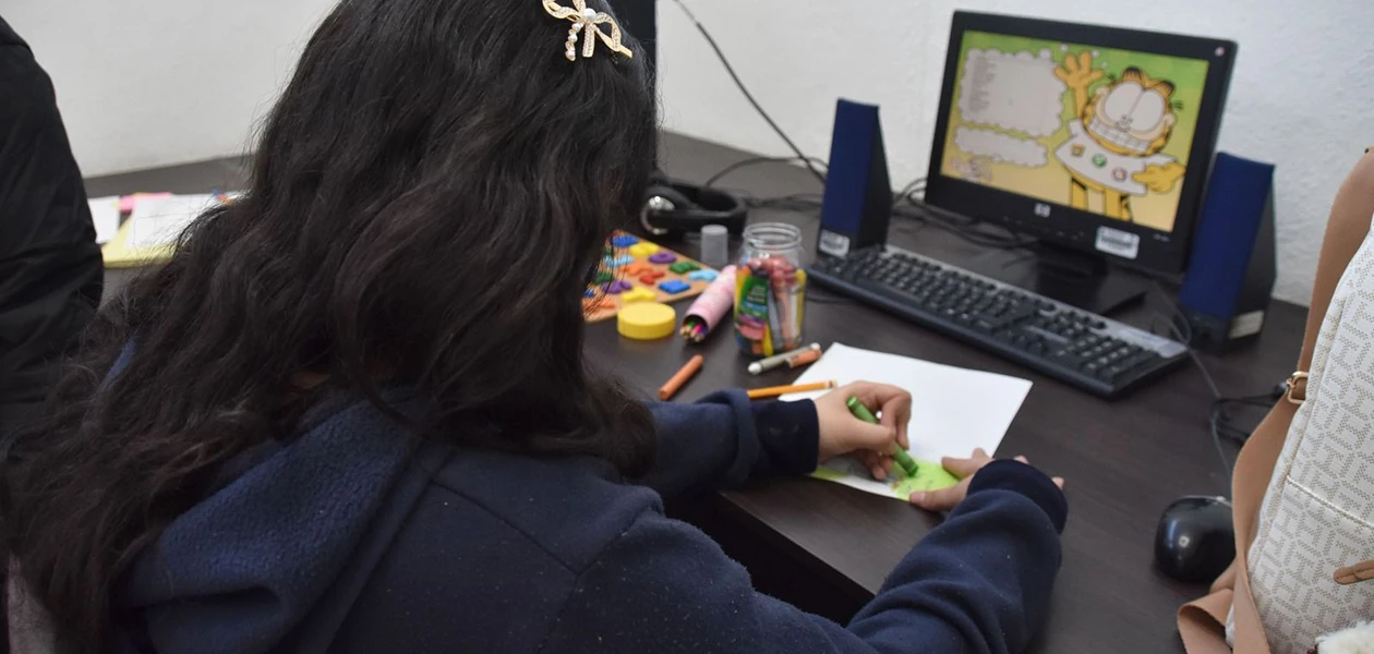 Apoya TJ a papás de niños con problemas de memoria y aprendizaje