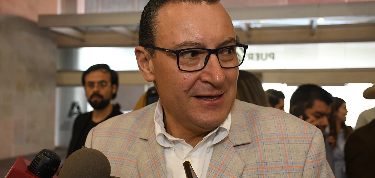 'Chamaquearon' a secretarios de Educación: Paulo Martínez