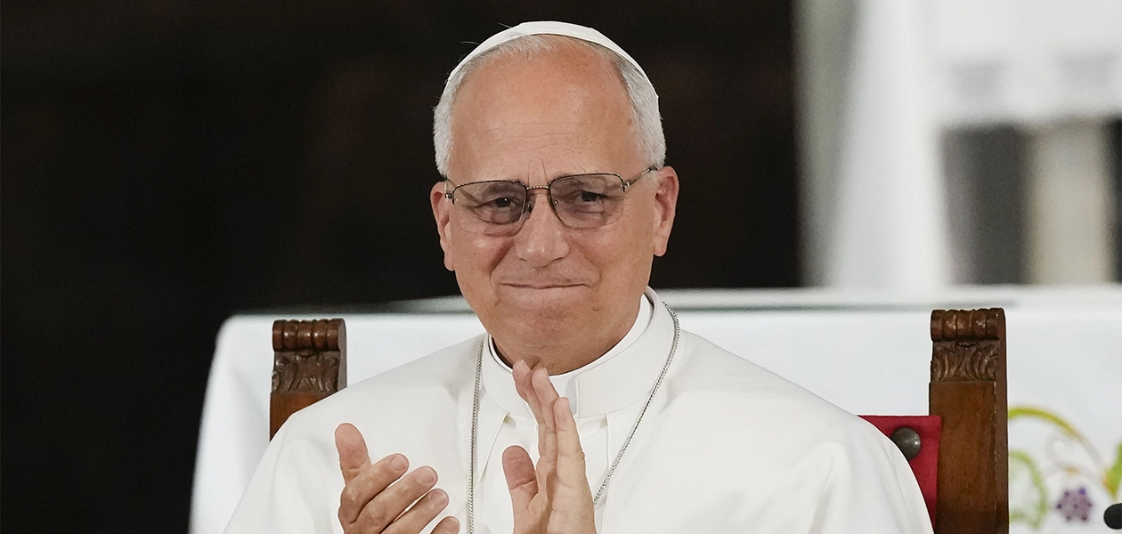 Coinciden el Papa y Bad Bunny