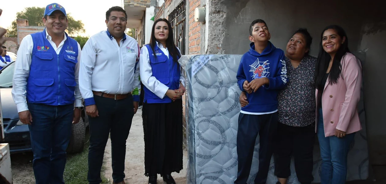 Entrega DIF Estatal apoyos en comunidades de Jesús María
