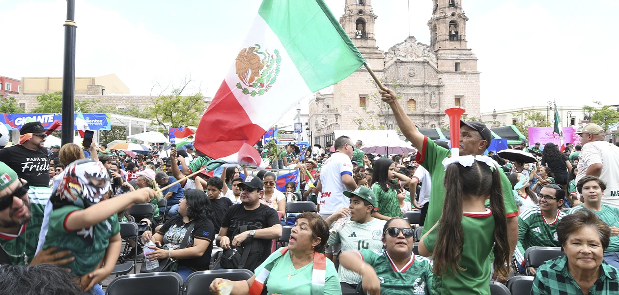 Euforia total por la victoria de la Selección Mexicana