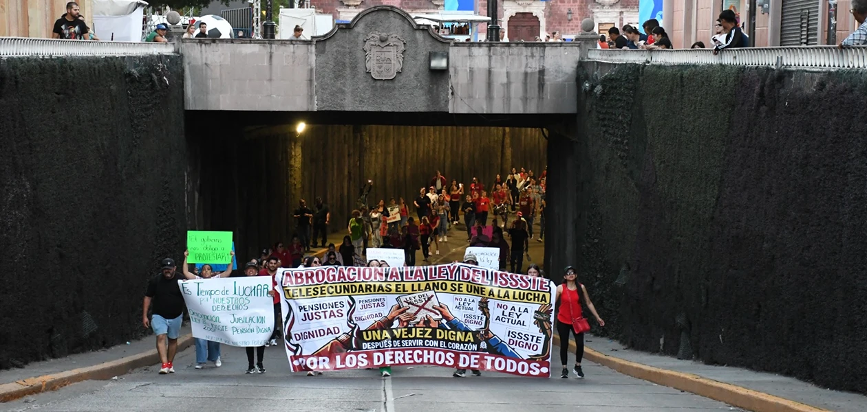 INVASIÓN MAGISTERIAL