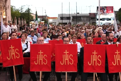 Ni la lluvia detuvo la celebración de Corpus Christi en Aguascalientes