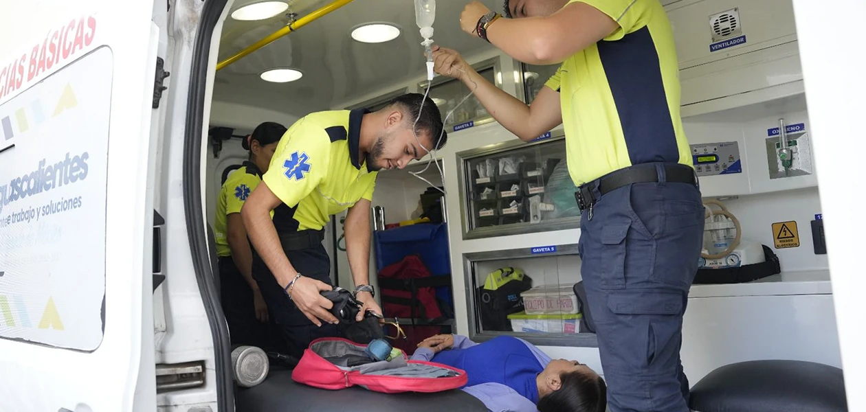 Reconocen valiosa labor de paramédicos