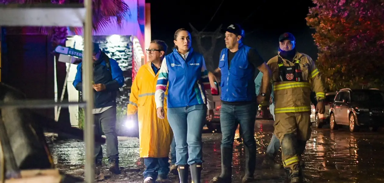 Recorren Tere y Leo zonas afectadas por las lluvias