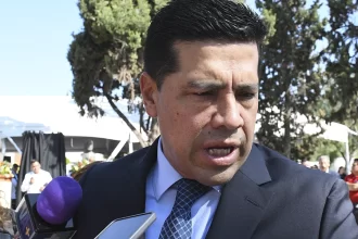 Señala Leo que no lo distrae guerra sucia
