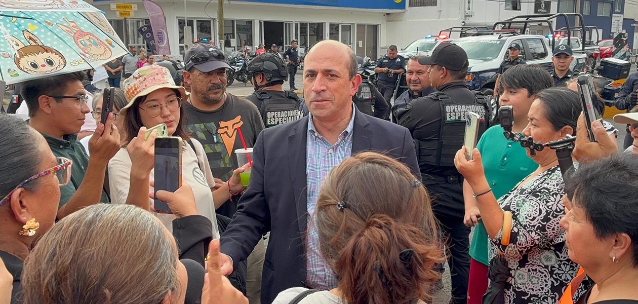 Vecinos bloquean Primer Anillo e Indecencia por falta de agua 2