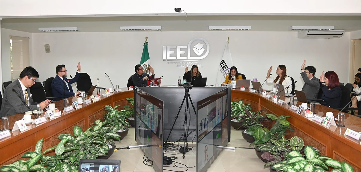 Aprueba el IEE nuevos reglamentos