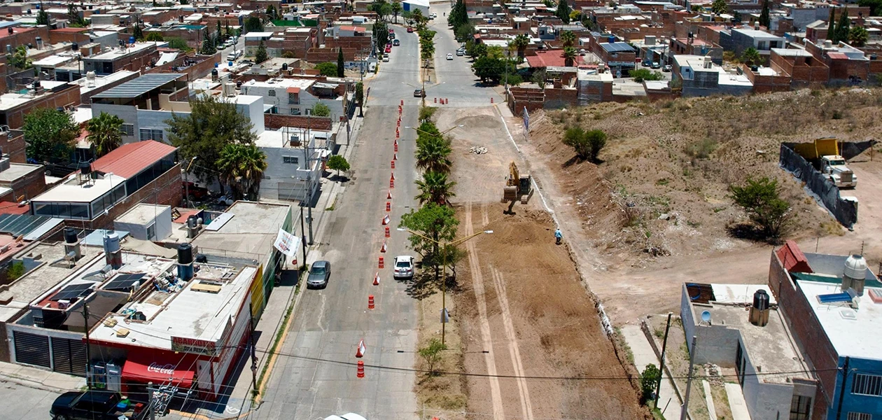Arranca Leo la tercera atapa de pavimentación en Mariano Hidalgo