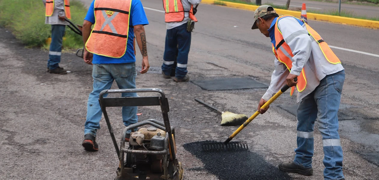Atiende SOPMA casi mil baches en una semana