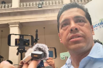 Bacheo en Aguascalientes: Leo Montañez refuerza atención urgente por lluvias