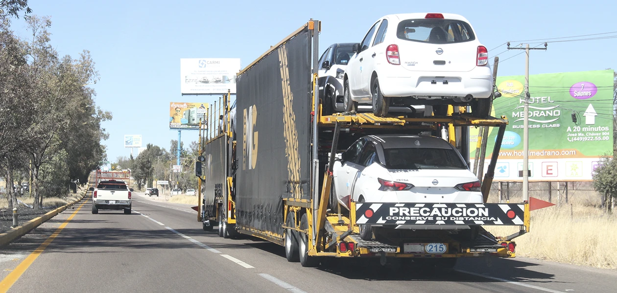 Caída en exportaciones por contracción en Nissan