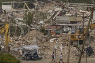 Eleva Venezuela a 4 mil 561 cifra de muertos por sismos