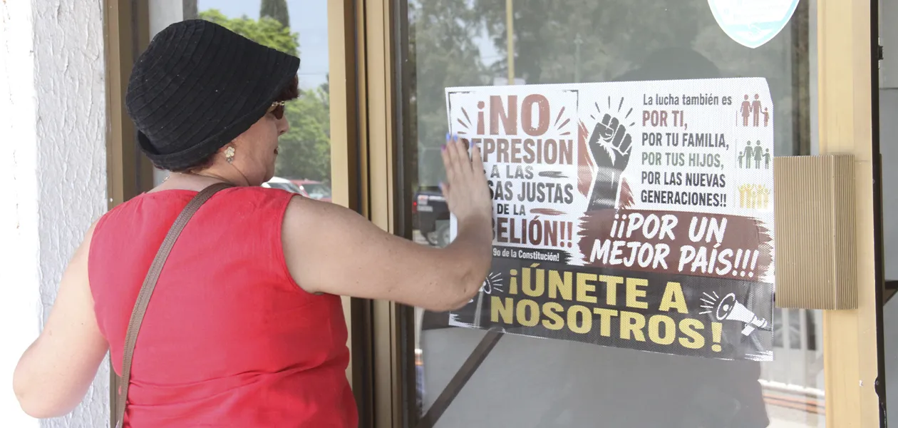 IEA suspende cambios de adscripción tras denuncias de fraude y amiguismo de la CNTE
