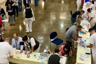ISSSTE lleva servicios médicos y de prestaciones a dependencias en Aguascalientes