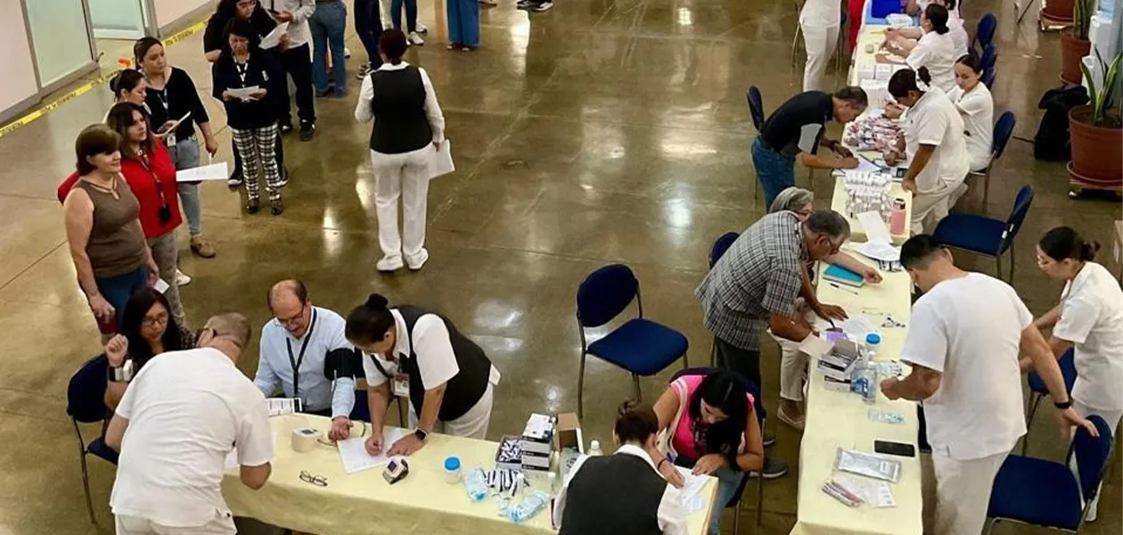 ISSSTE lleva servicios médicos y de prestaciones a dependencias en Aguascalientes