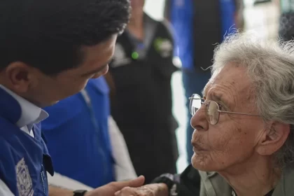 Impulsa Leo jornada de salud auditiva