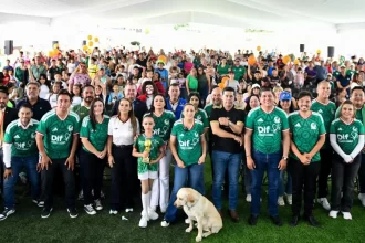 Inaugura Tere el Torneo Gigantes del Mundial Social