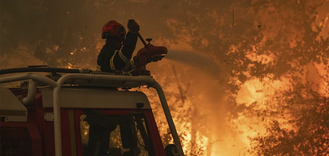 Incendios forestales arrasan España y Francia