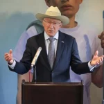 Ken asegura que intentó hablar con AMLO tras detención de El Mayo