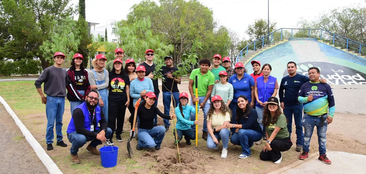 Leo Montañez impulsa mejoras urbanas y sustentabilidad en Aguascalientes