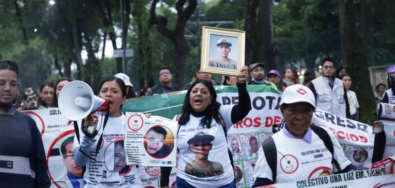 Madres buscadoras denuncian agresión de policías en CDMX