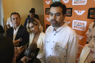 Máynez denuncia campañas anticipadas y critica gestión de Morena