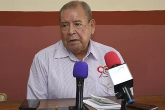 Meseros trabajaron sin sueldo en la Feria; su pago fueron las propinas