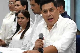 No hablaré de mis reuniones con Martín Orozco