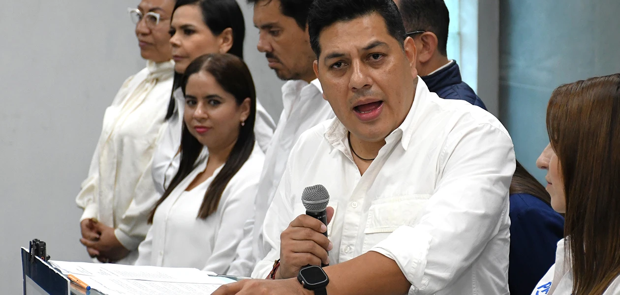 No hablaré de mis reuniones con Martín Orozco