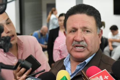 No hay problema con dividir Asientos: González Mota