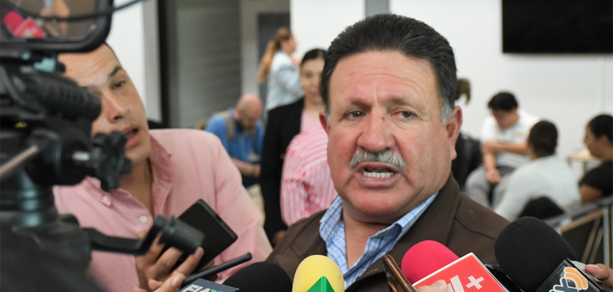 No hay problema con dividir Asientos: González Mota