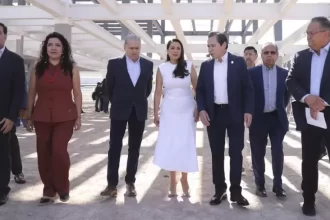 Participa Tere en Reunión Nacional de Semiconductores