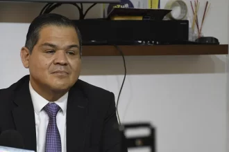 Preocupante tomar dinero de Afores para obra pública, advierten abogados