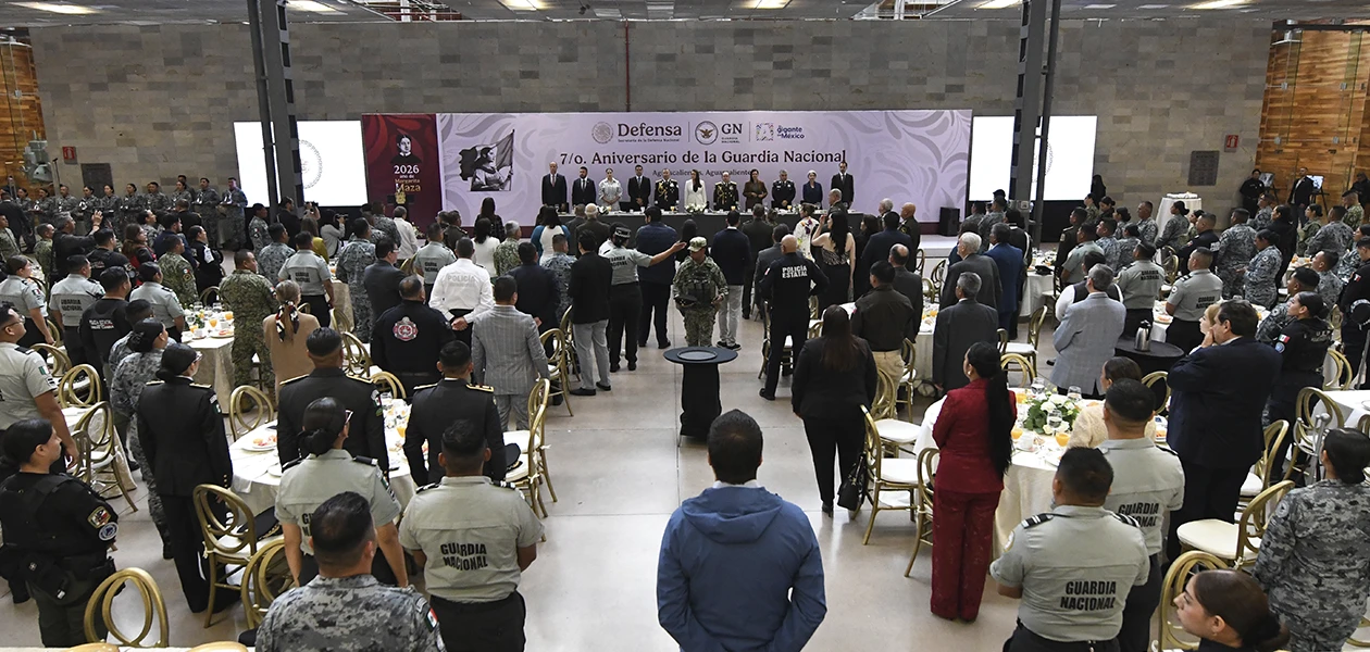 Preside Tere ceremonia del séptimo aniversario de la Guardia Nacional