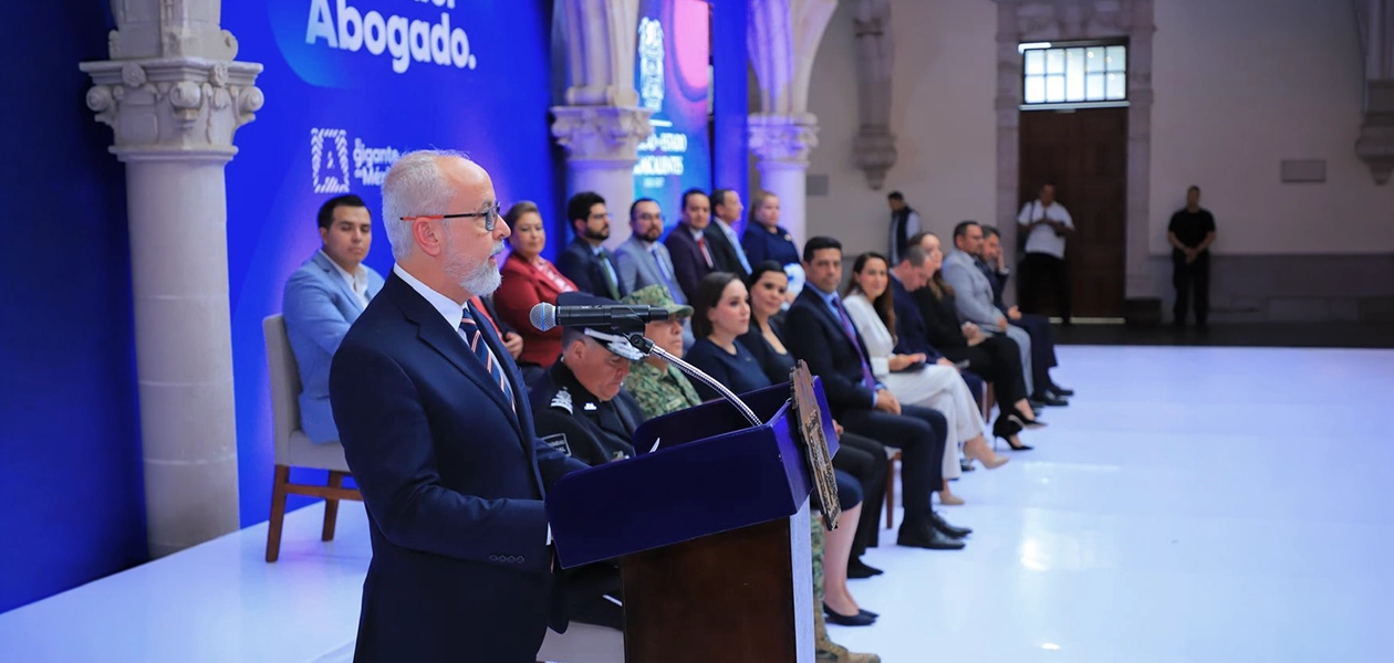 Rector de UAA exalta labor de los abogados