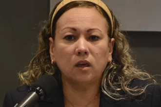 Ronda barrenador en humanos