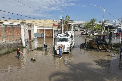 Sin personas lesionadas, atiende Jesús María afectaciones por las torrenciales tormentas