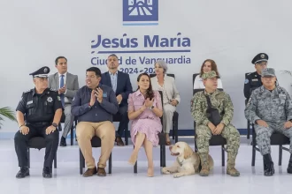 Tere apoya a Jesús María