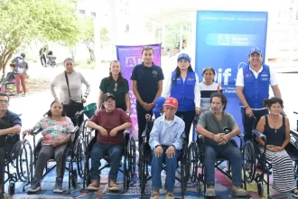 Acerca el DIF Brigada Médica a Villa Juárez