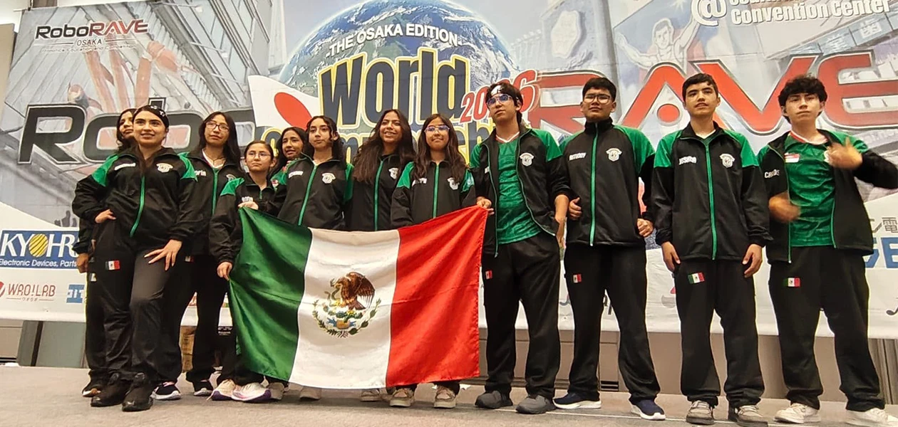 Alumnos hidrocálidos ganan primer lugar en el Mundial de Robótica